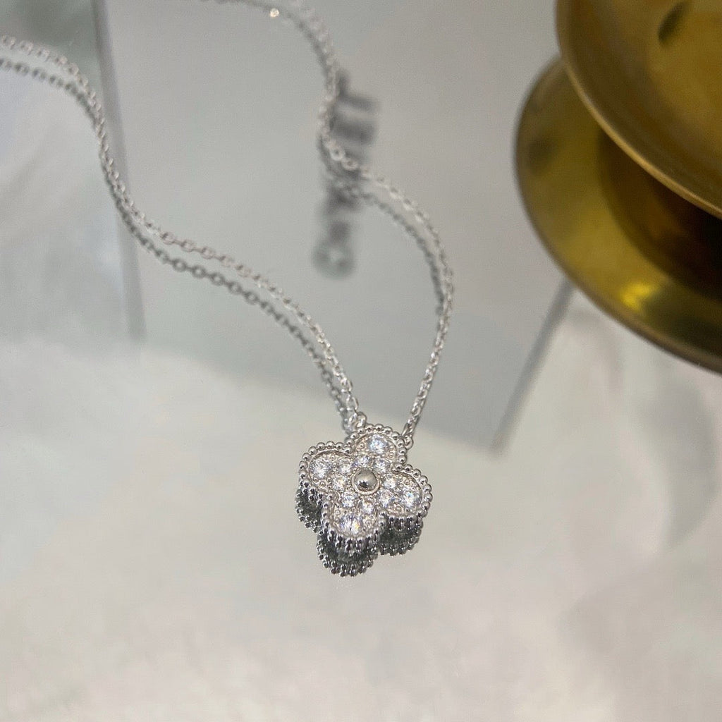 [⭐JeweliWhal]クローバー 15mm ダイヤモンド シングルフラワーネックレス