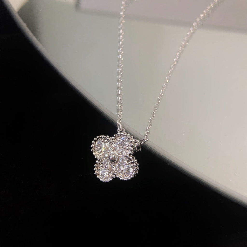 [⭐JeweliWhal]クローバー 15mm ダイヤモンド シングルフラワーネックレス