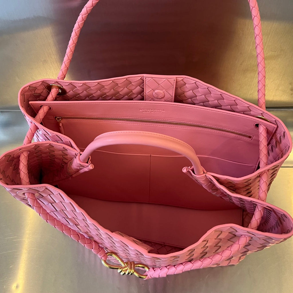 BV ラージ アンディアモ 45CM ピンク ラムスキン