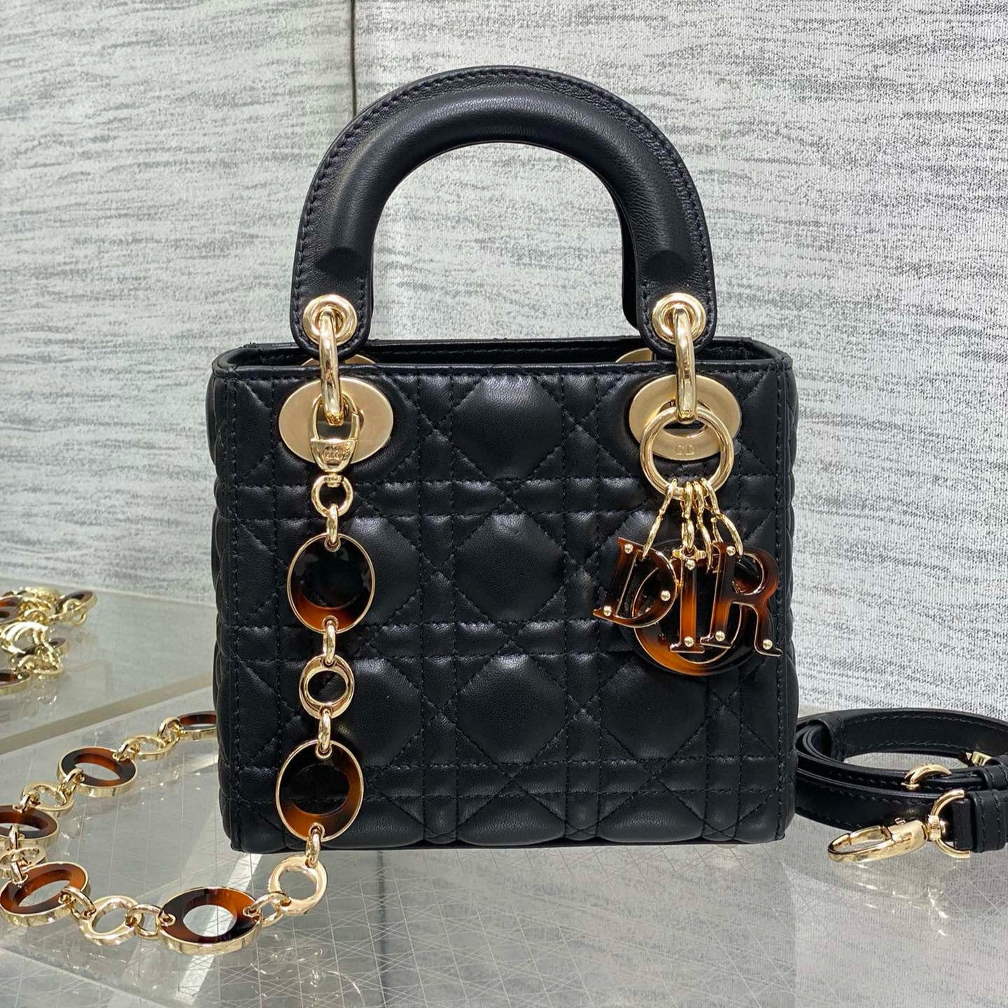 SMALL 20 LADY BAG IN BLACK MACROCANNAGE LAMBSKIN WITH GOLD HARDWARE