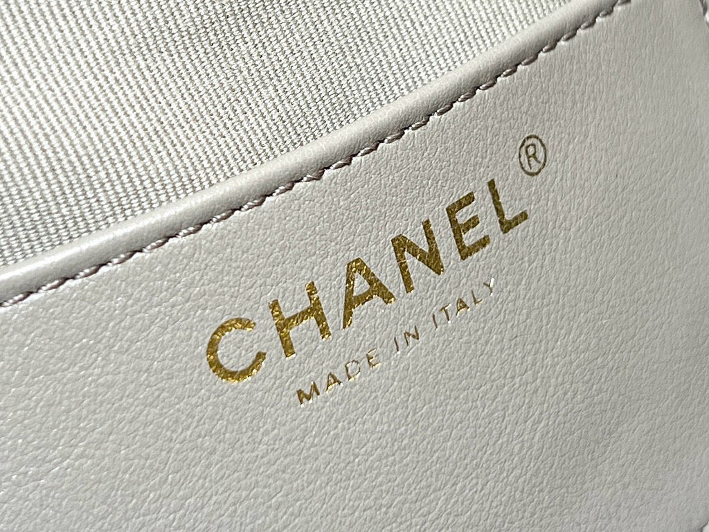 CC 25 HANDBAG IN GREY 30 SUEDE GOLD HARDWARE