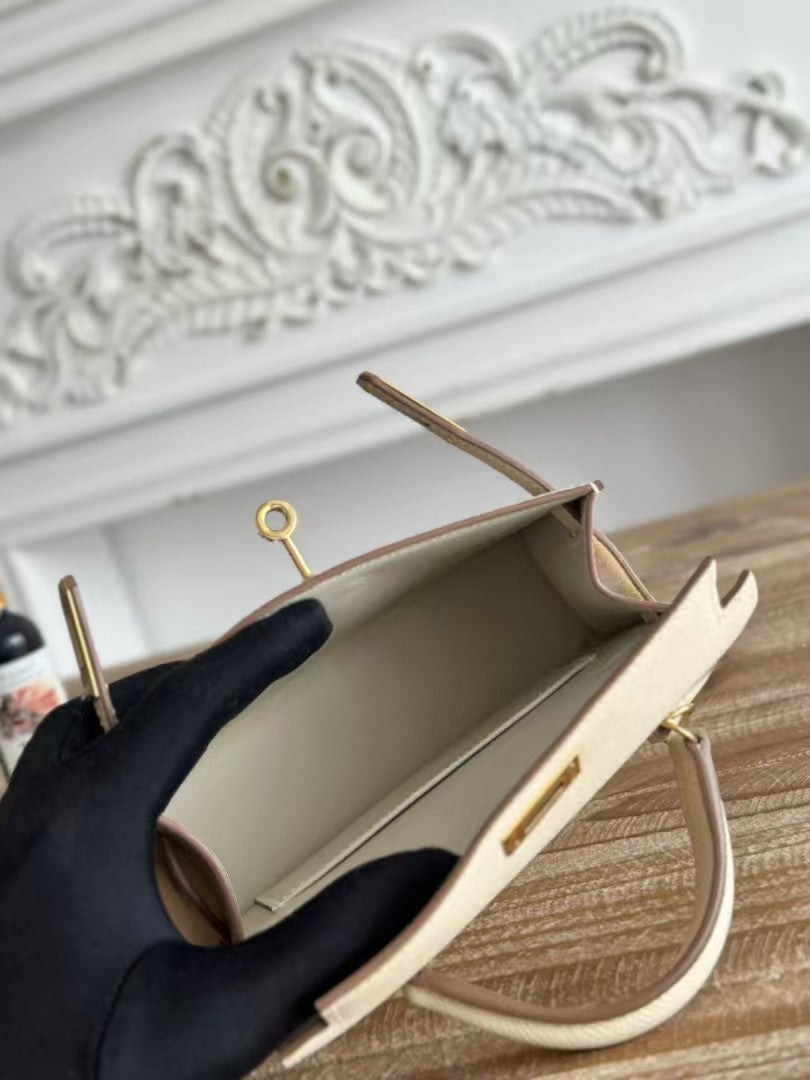 HM ケリー ミニ 19 ホワイト カーフスキン ゴールド金具