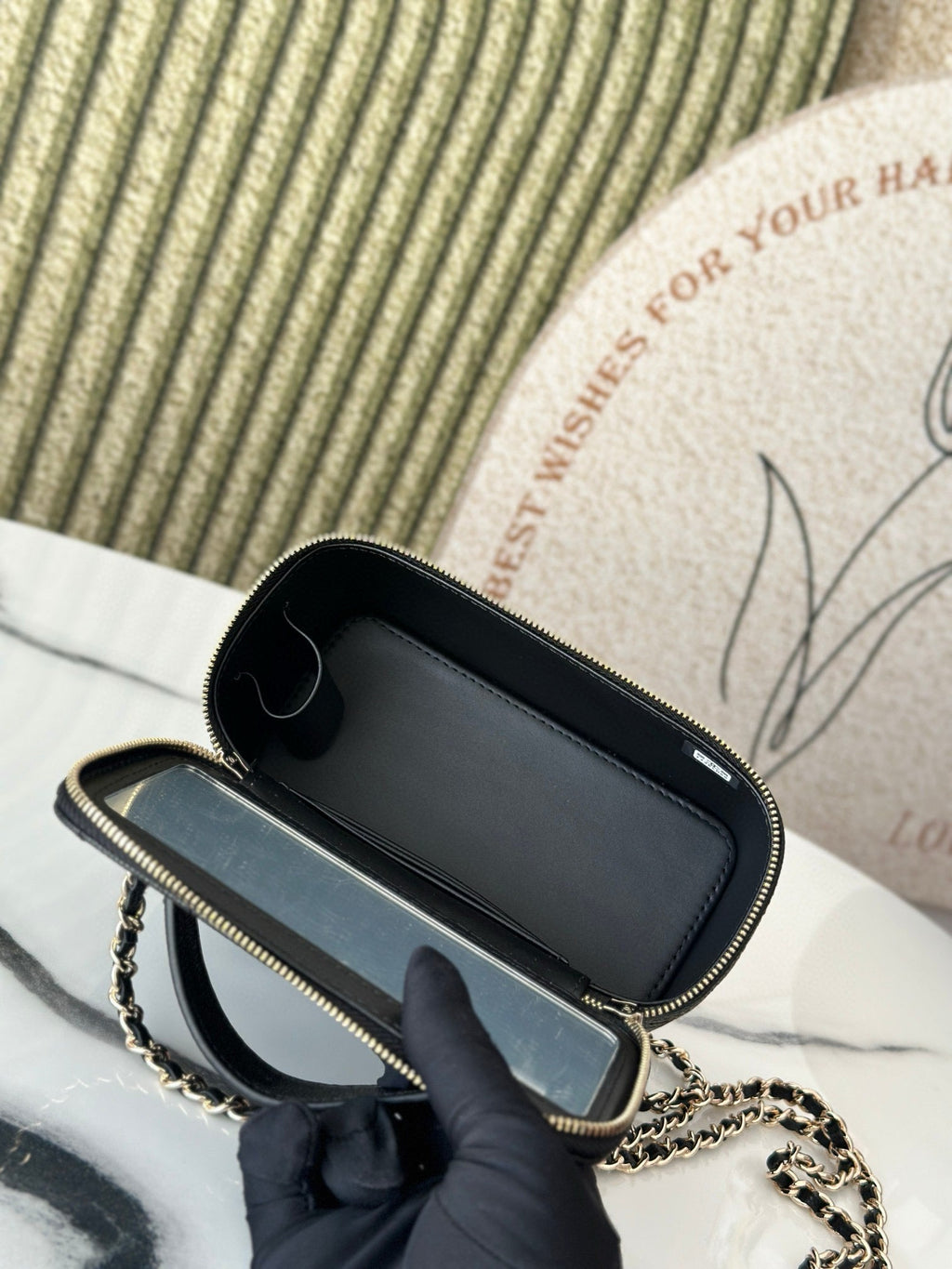 VANITY 17 キャビア ハンドル付き ブラックカーフスキン ゴールド金具