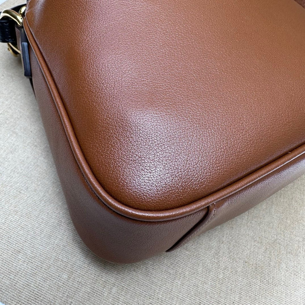 DIANA MINI BAG 24 WITH WEB IN WINE RED LACQUER CALFSKIN BAMBOO HANDLE