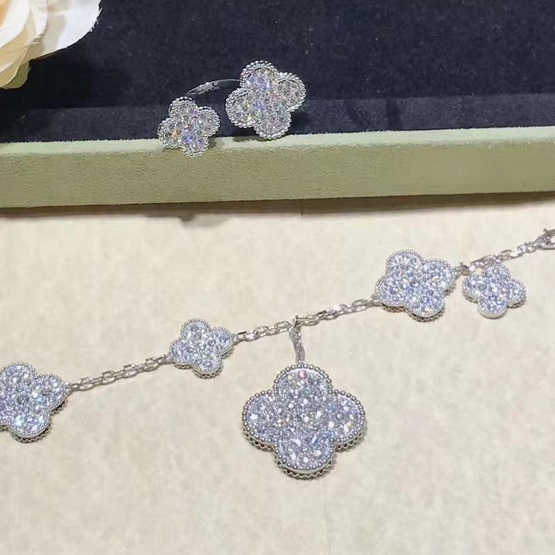 [⭐JeweliWhal]クローバー 6モチーフ シルバー ダイヤモンド ブレスレット