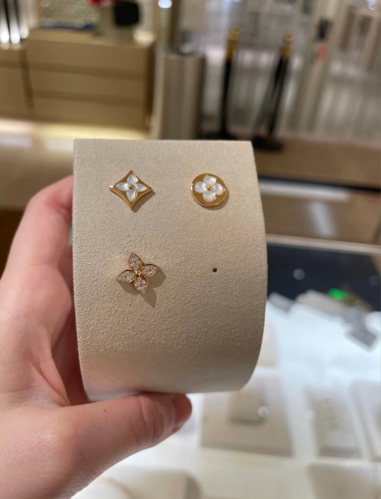 [⭐JeweliWhal]STAR BLOSSOM STUD EARRINGS PINK GOLD DIAMONDS