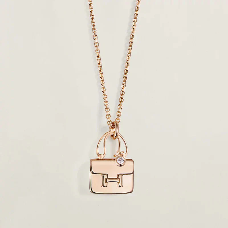 [⭐JeweliWhal]AMULETTE PEDANT ROSE GOLD NECKLACE