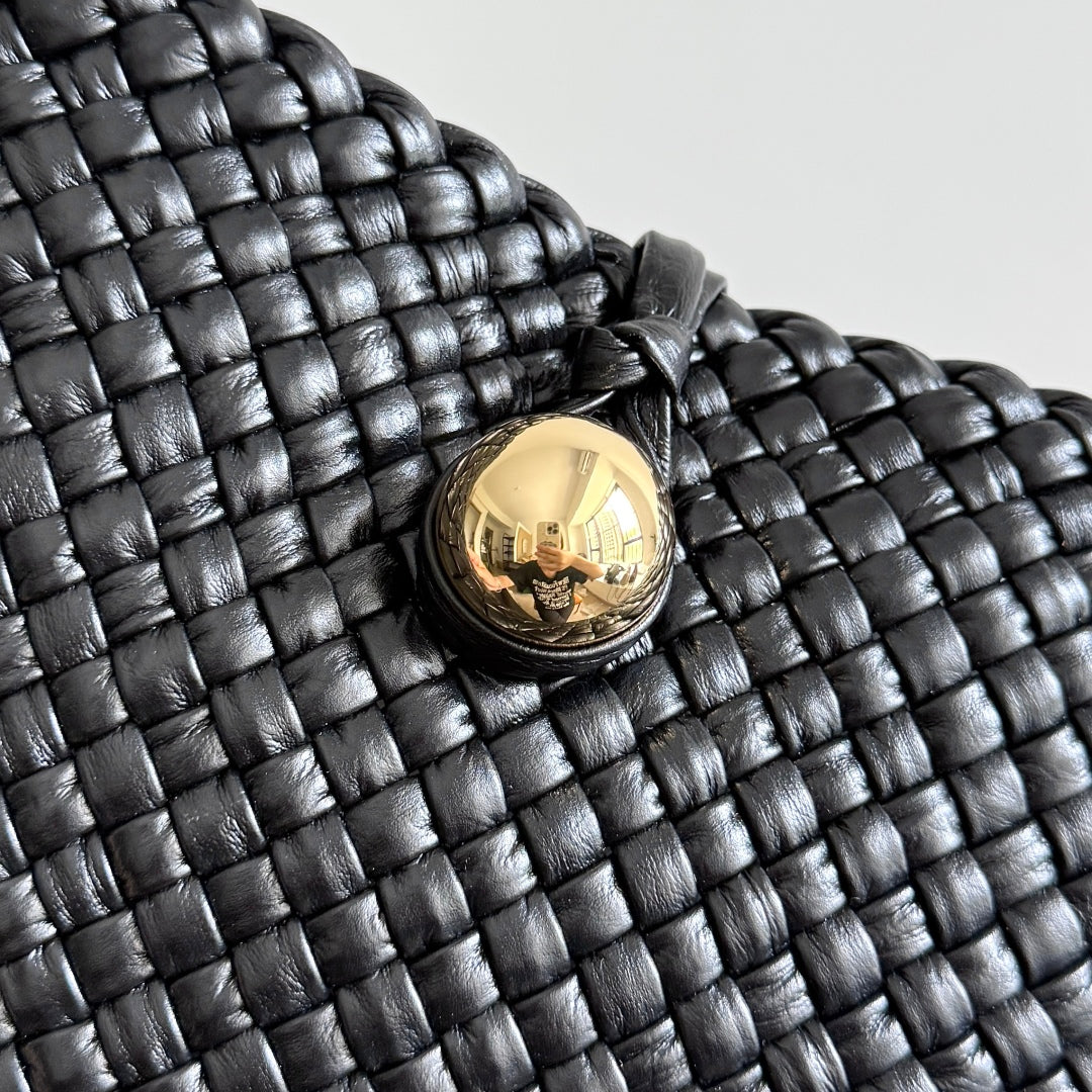 ボッテガ・ヴェネタ 25S トスカ バッグ 19インチ ブラック カーフスキン ゴールド金具