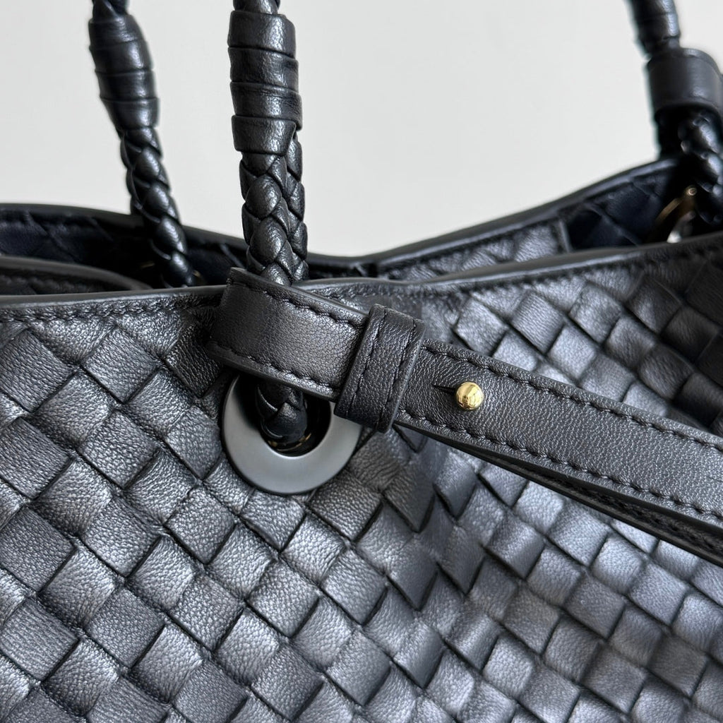 ボッテガ・ヴェネタ 25S バスケットバッグ 31 ブラック カーフスキン ゴールド金具