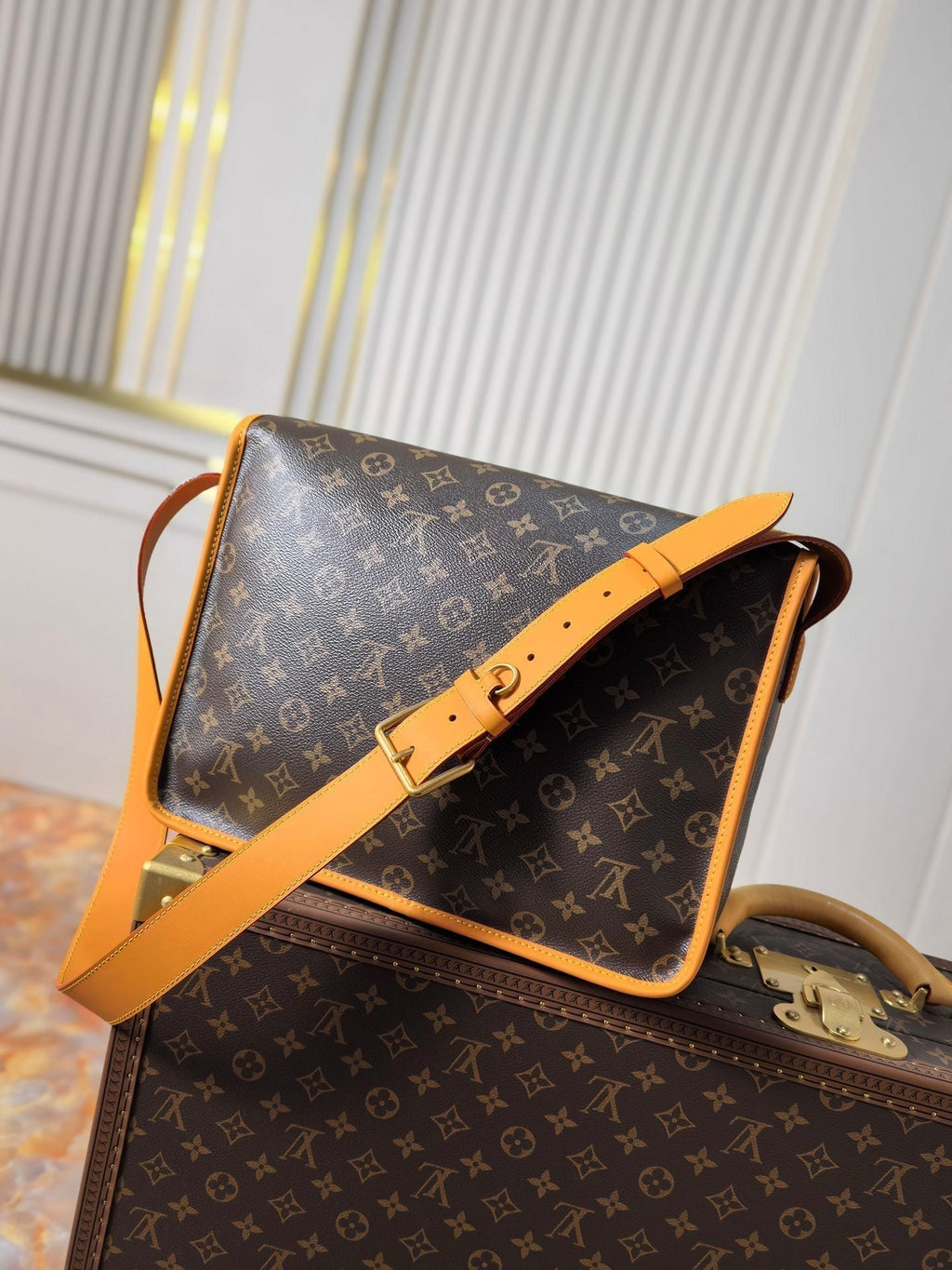 LV 25S SATCHEL BAG 35 IN BROWN CANVAS MONOGRAM GOLD HARDWARE