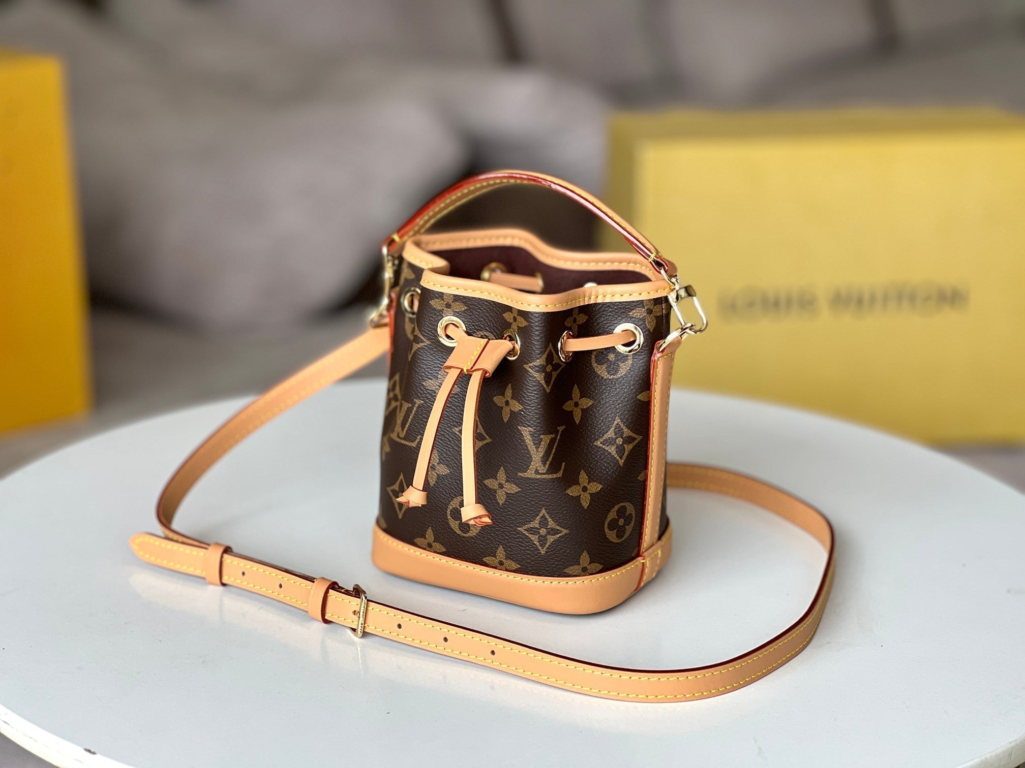 LV 25S ナノ ノエ 16インチ ダークブラウン モノグラム コーティングキャンバス レザートリム