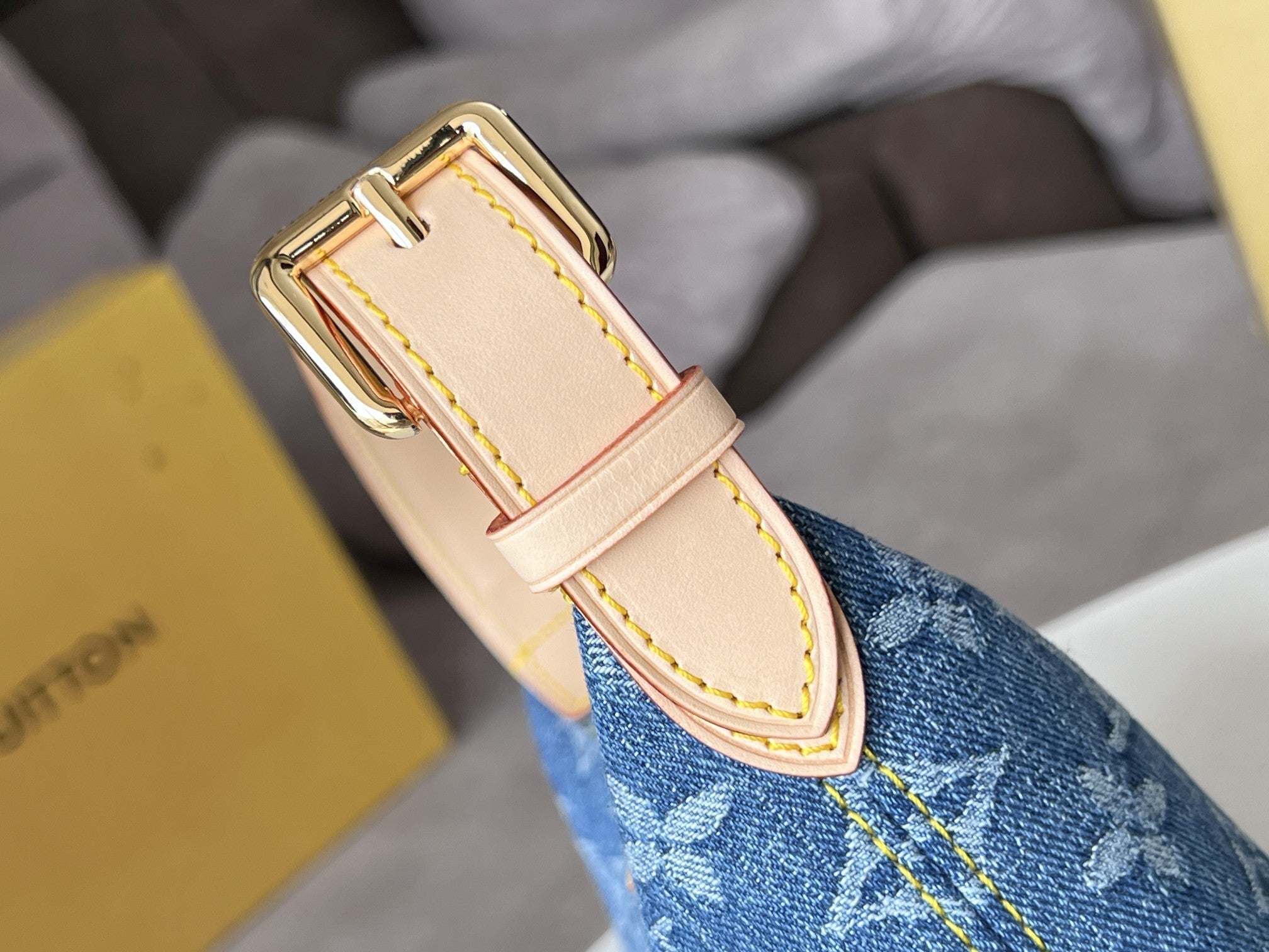 LV 25S HILLS POCHETTE 20 IN BLUE MONOGRAM DENIM CALFSKIN LEATHER STRAP