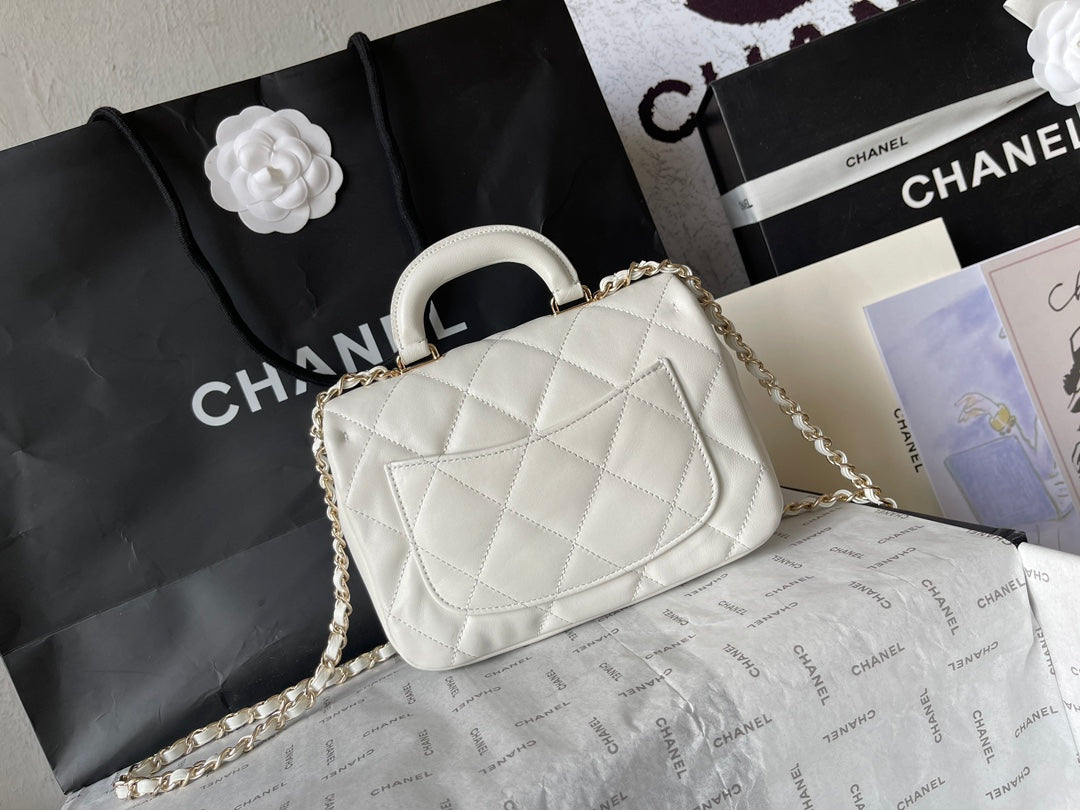 CC 20 バッグ（ホワイトカーフスキン、ゴールド金具）