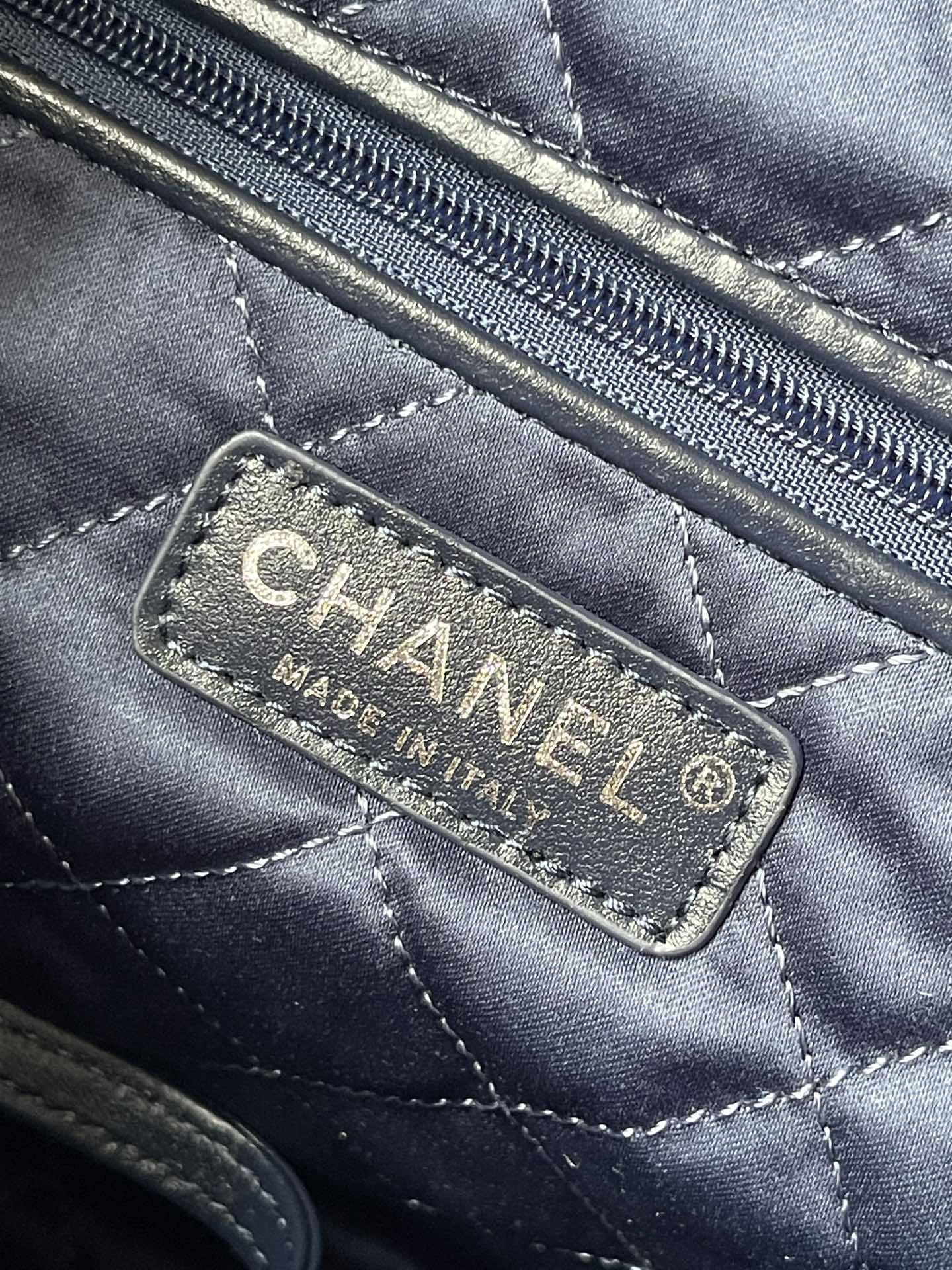 CC ラージ 42 クロスボディバッグ ブルーデニム チェーン付き