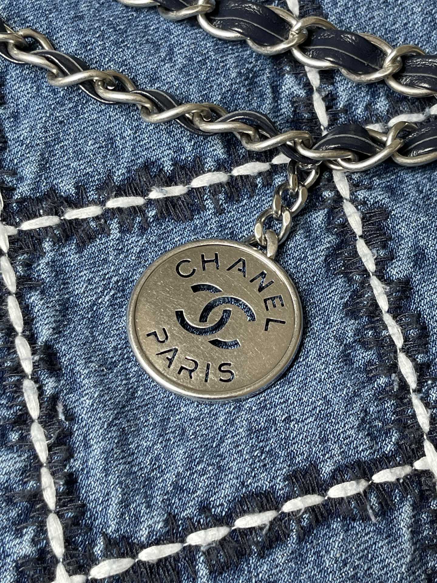 CC ラージ 42 クロスボディバッグ ブルーデニム チェーン付き