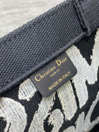 ブックトート 26 ブラック×ホワイト キャンバス 226506