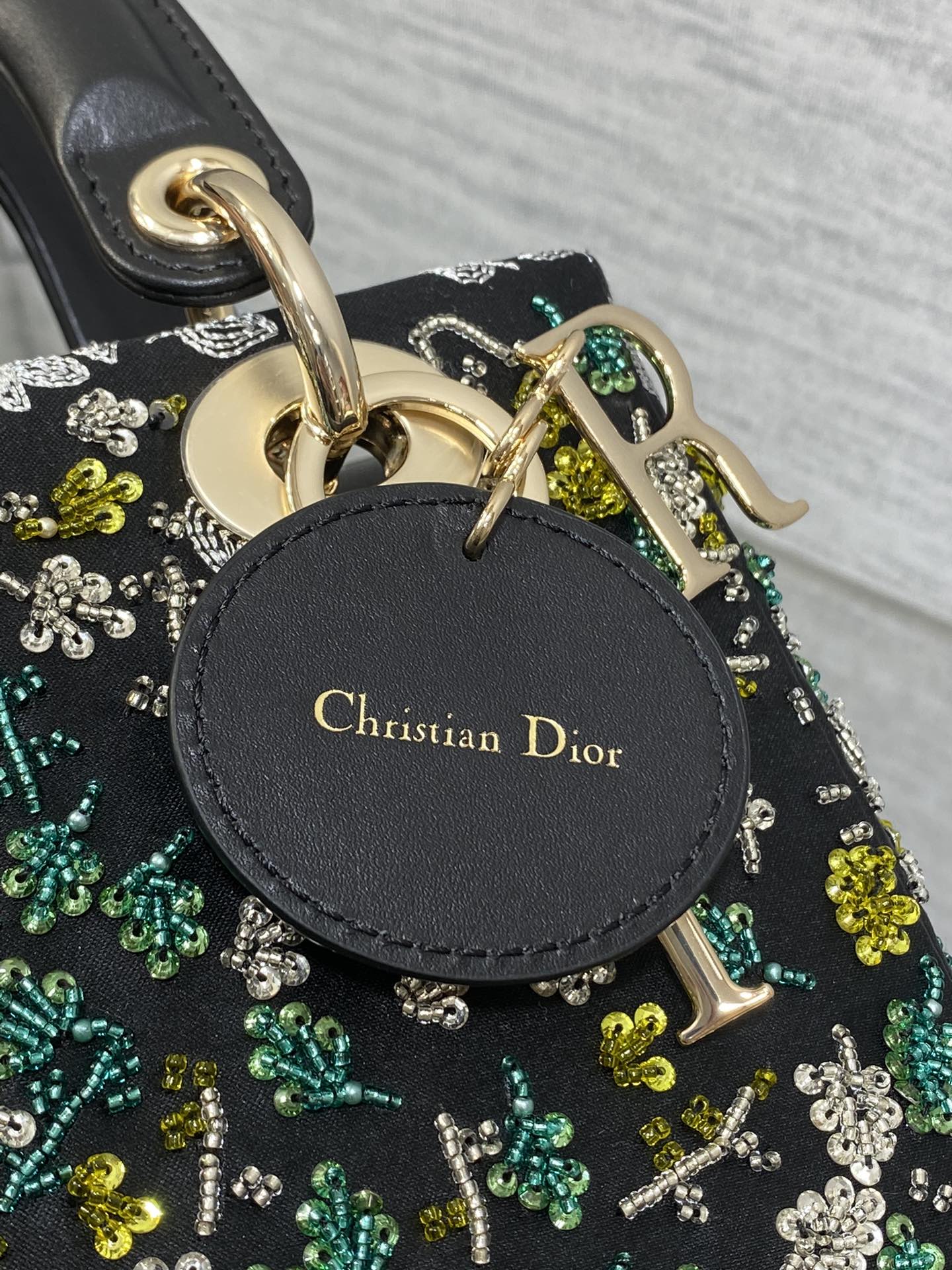 スモール 20 バッグ ブラック ラムスキン シューティングスター刺繍 レディース 226114