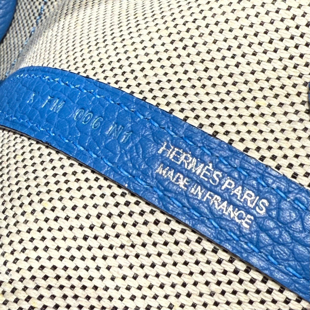 ガーデンパーティー 23cm ホワイトミックスブラックトイレットコットンキャンバスとブルーカーフスキン