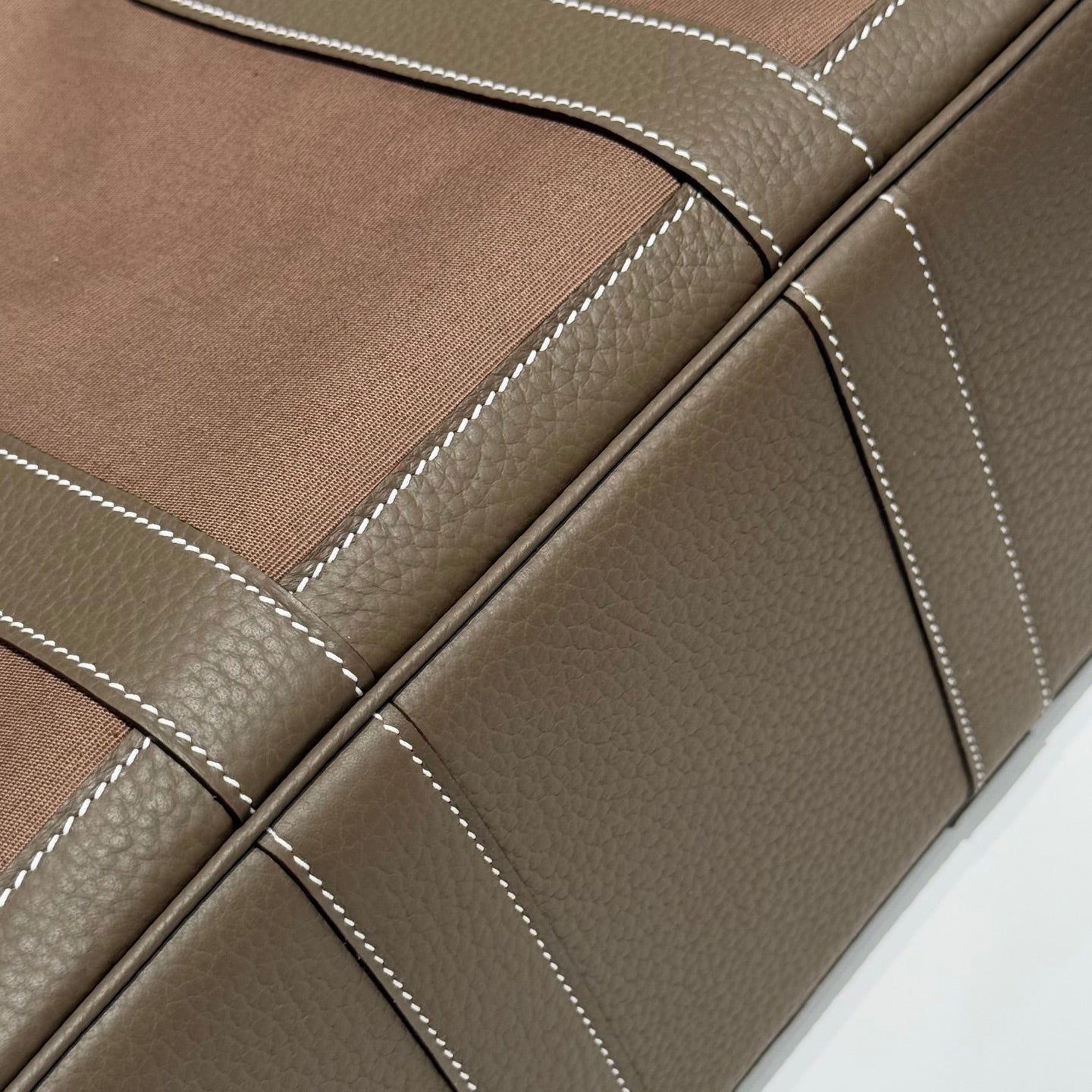 ガーデンパーティー 30cm ブラウン トイレットペーパー コットンキャンバス＆トーゴ エトゥープ カーフスキン