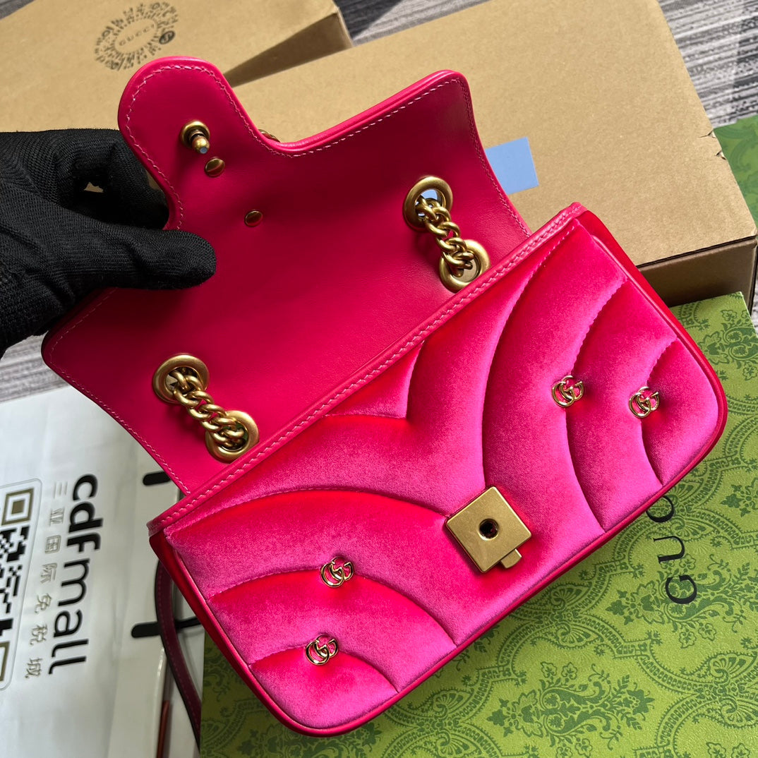 GG MARMONT MINI 22 BAG IN BRIGHT PINK VELVET