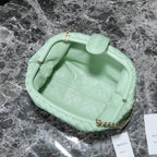 ティーン・ローレン 1980 チェーン付き 31.5 ライトグリーン レザー Ghw 