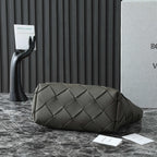 ボッテガ・ヴェネタ 25S ディアゴ ホーボー 39 ベリーディープオリーブ カーフスキン