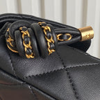 25C FLAP BAG 18 IN BLACK SMOOTH LAMBSKIN GOLD HARDWARE