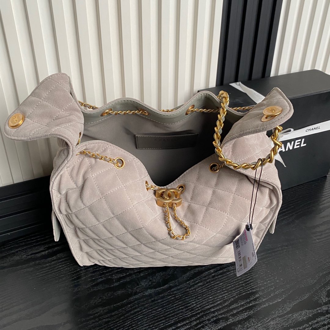 MEDIUM HANDBAG 40 IN BEIGE SUEDE GOLD HARDWARE