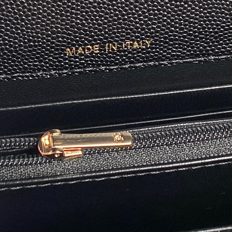 25C フラップバッグ 18インチ ブラック シャイニーグレインカーフスキン ゴールド金具