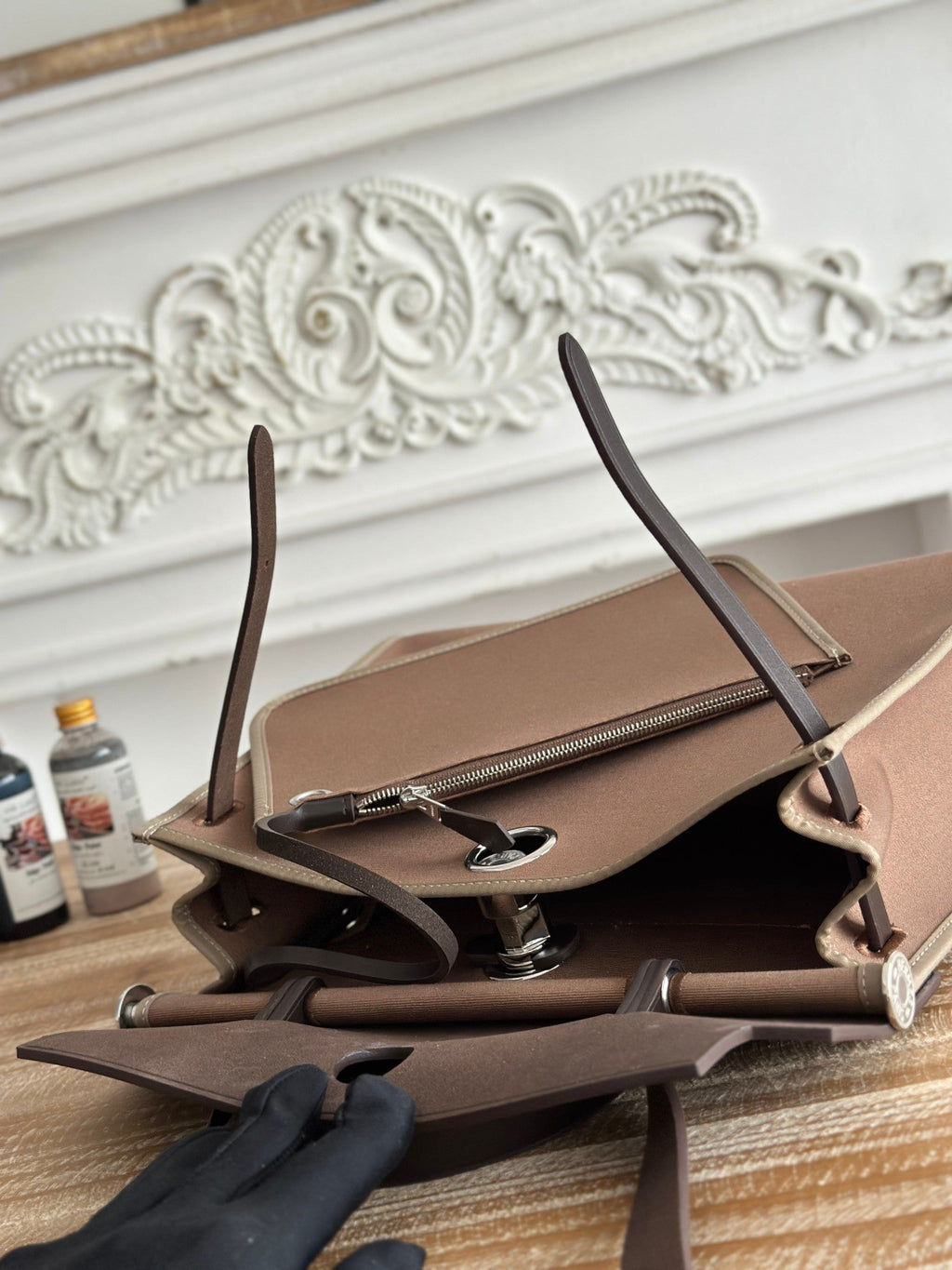 ZIP CABINE 31 BAG IN CHOCOLATE BROWN CANVAS AND BLACK CALFSKIN