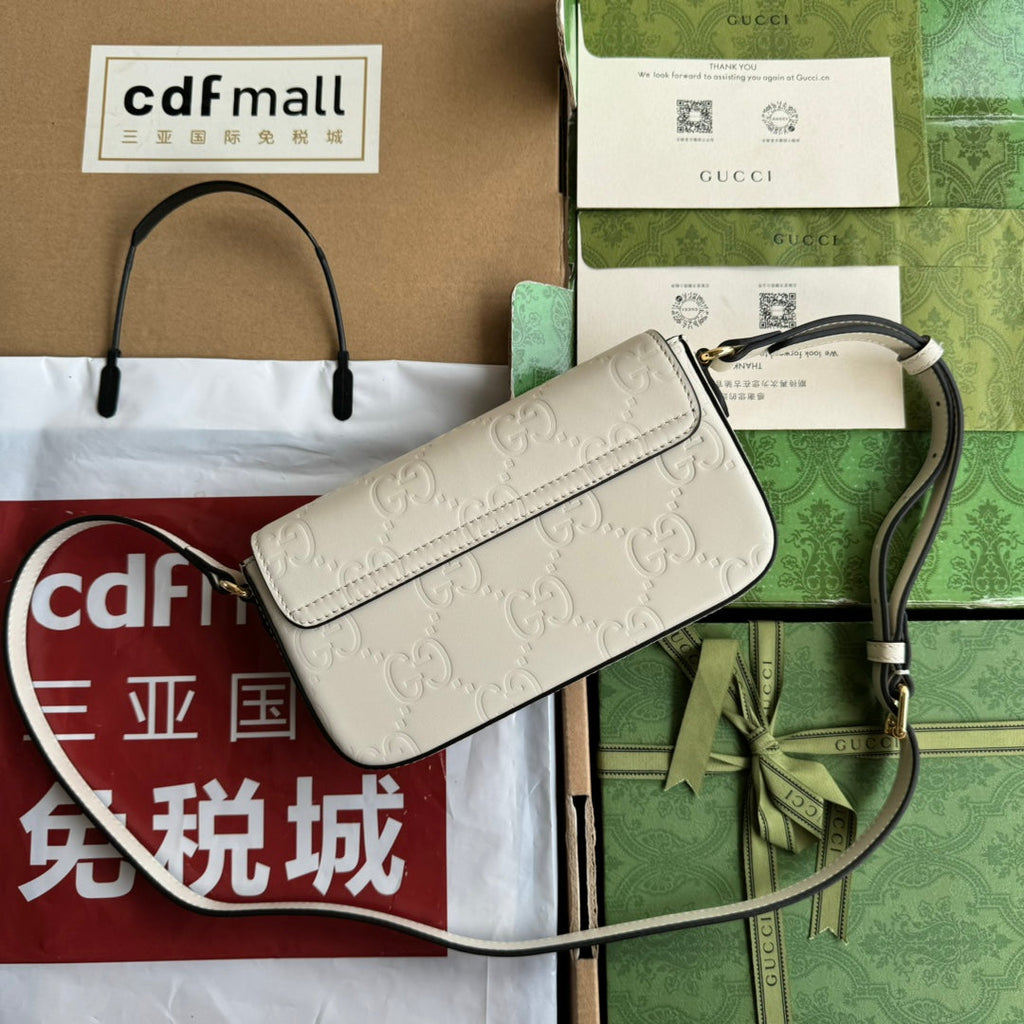 スーパーミニショルダーバッグ 21 ホワイトエンボスカーフスキン