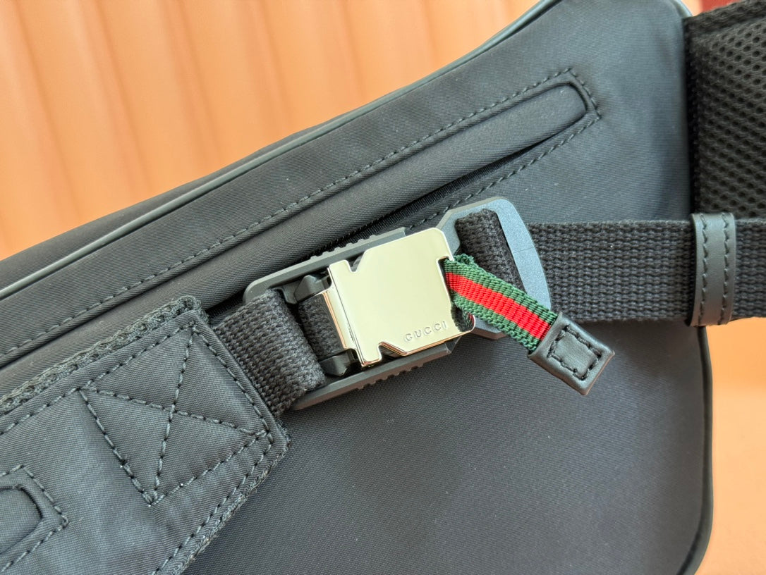 ラージベルトバッグ 32インチ ブラックキャンバス グリーン＆レッド ウェブディテール