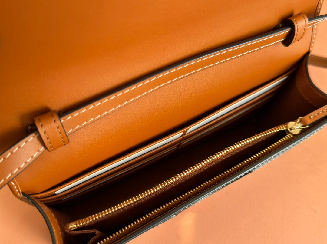 EMBLEM WALLET GG MONOGRAM 20 IN BEIGE AND DARK BROWN GG CALFSKIN