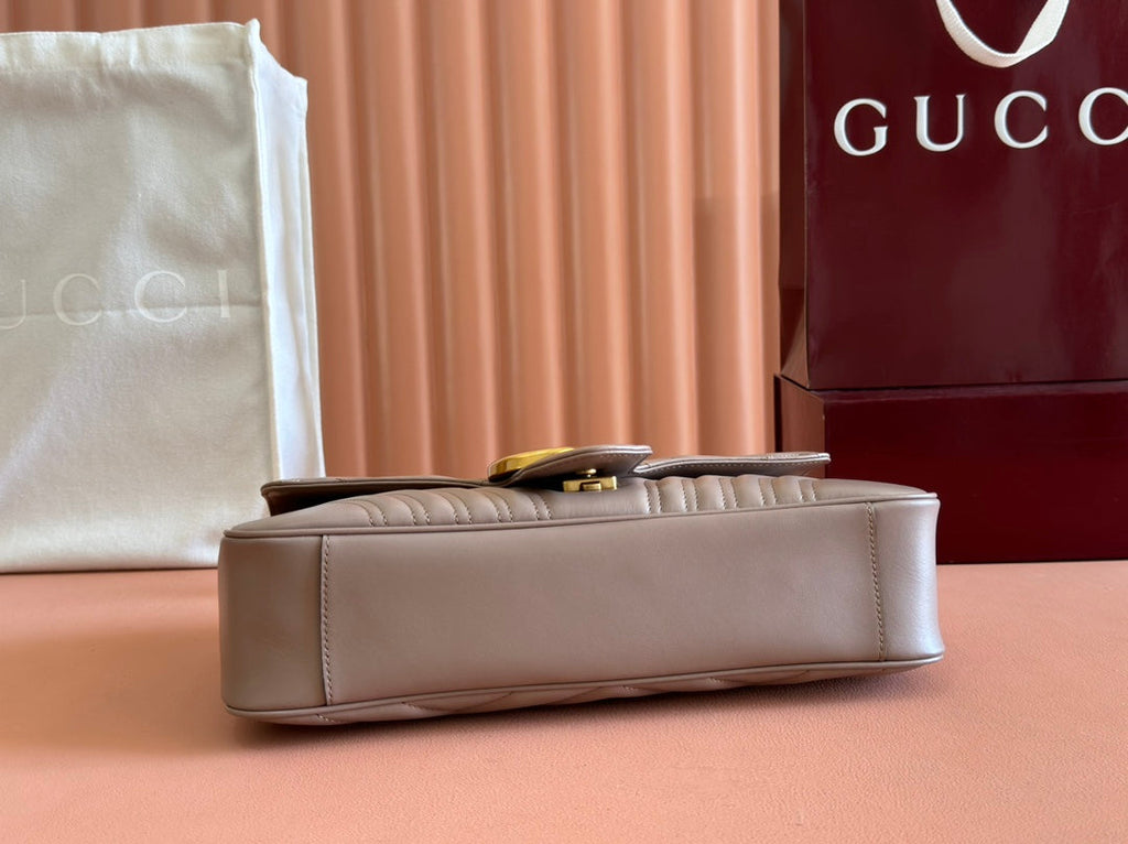 MARMONT SHOULDER BAG 31 IN BEIGE CALFSKIN GOLD CHAIN