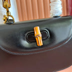 グッチ バンブー ミニバッグ 21 ブラック カーフスキン ゴールド金具