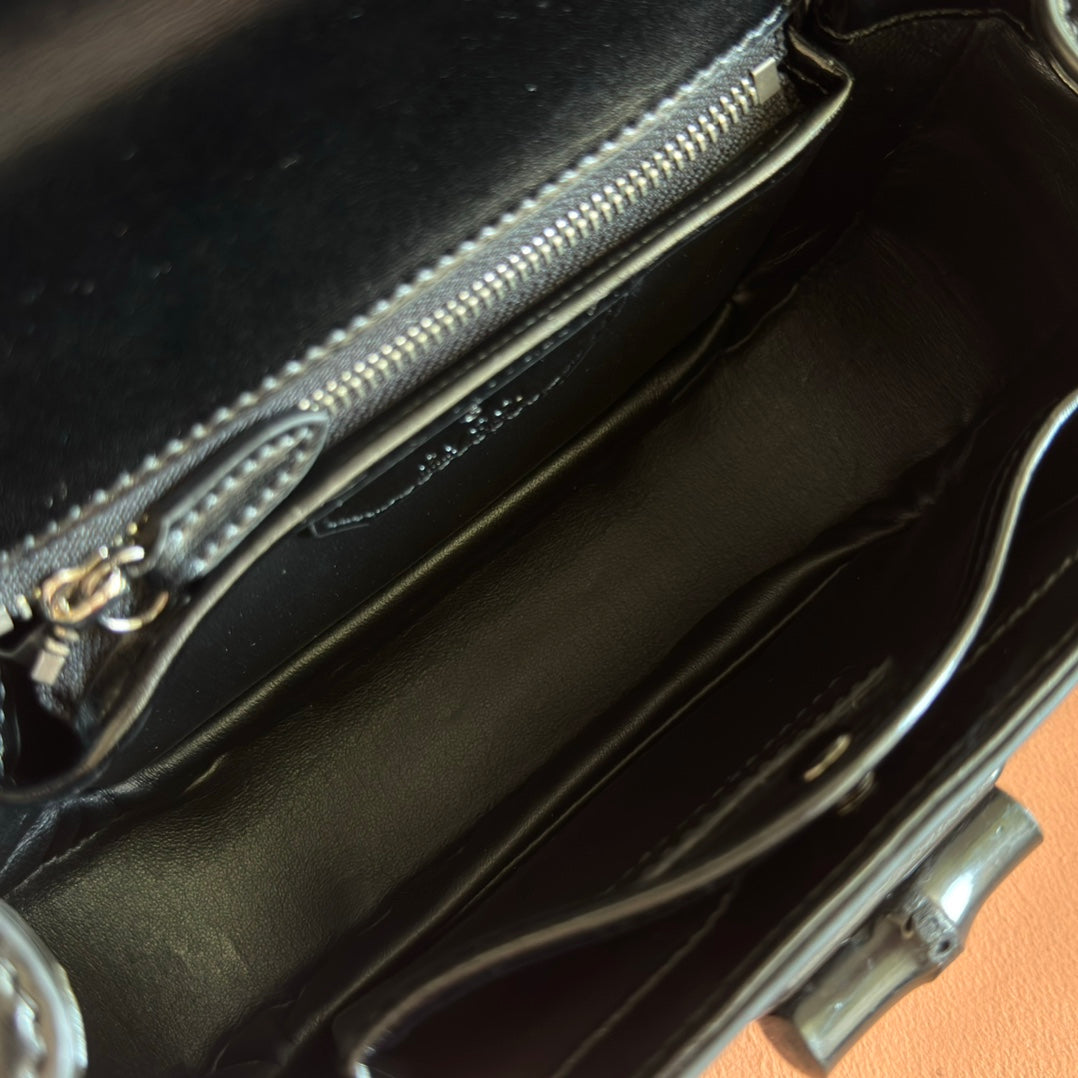 グッチ バンブー ミニバッグ 21 フルブラック カーフスキン