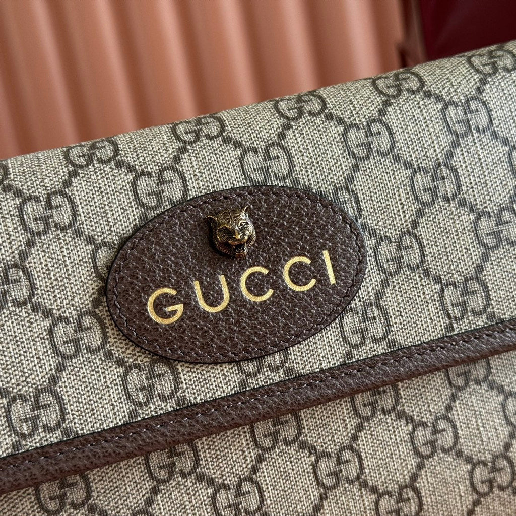 グッチ ネオ ヴィンテージ タイガーヘッド クロスボディバッグ 24インチ キャンバス ブラウンレザートリム