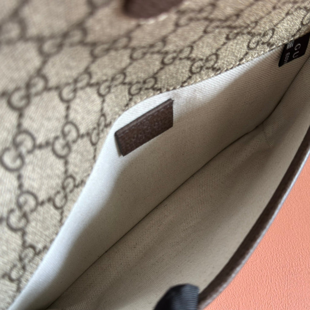 グッチ ネオ ヴィンテージ タイガーヘッド クロスボディバッグ 24インチ キャンバス ブラウンレザートリム