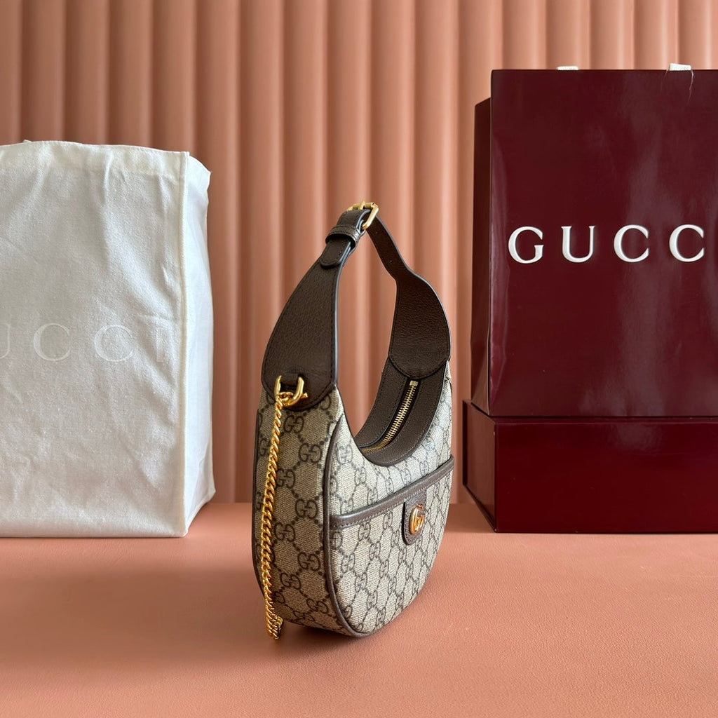 GG SUPREME SHOULDER BAG 20 BROWN IN CANVAS LOGO GOLD HARDWARE