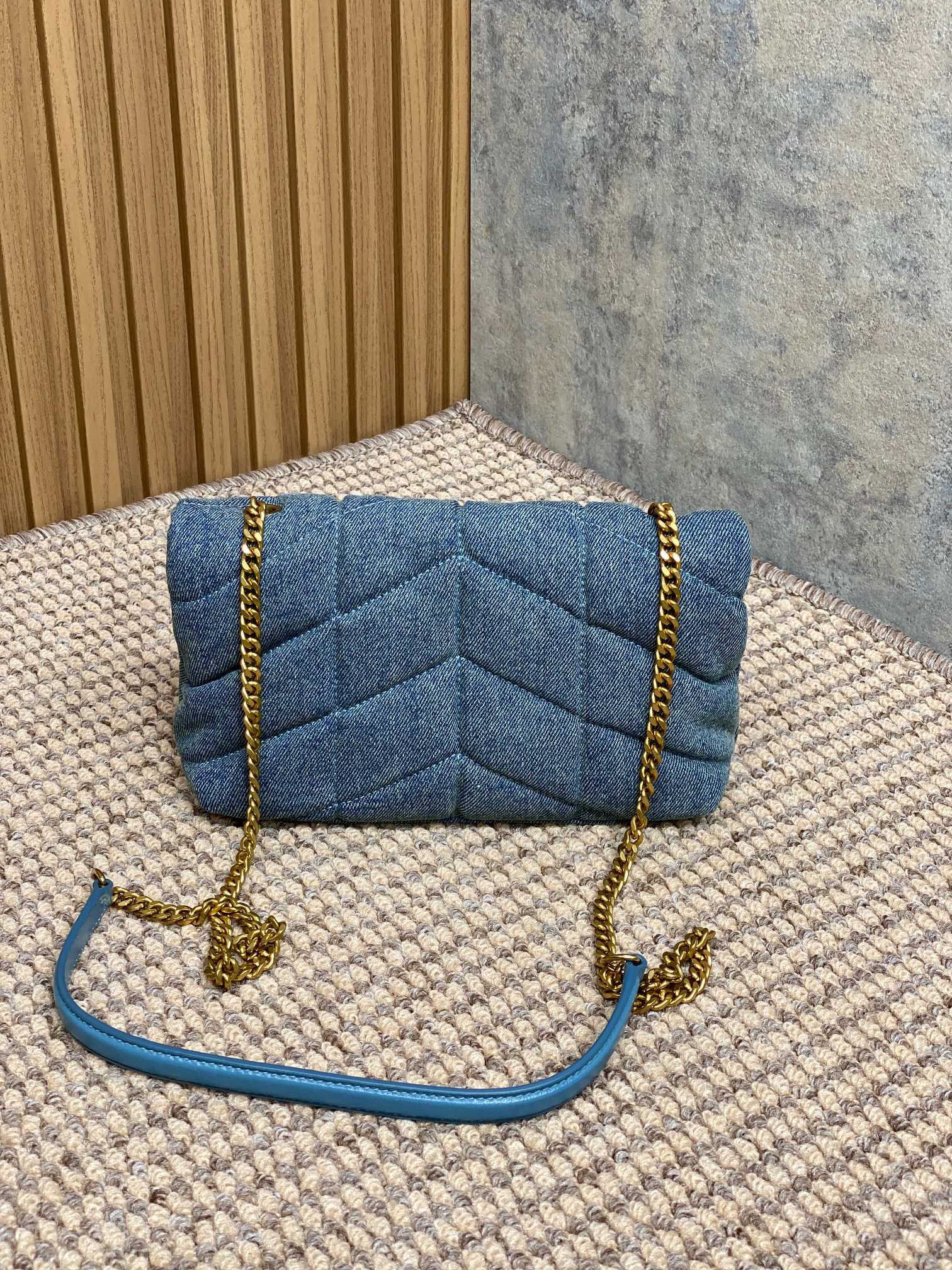 パファートイ 23インチ ブルーデニム ゴールドハードウェア