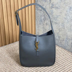 LE 5 À 7 SMALL SUPPLE 22 IN NEPAL BLUE CALFSKIN GOLD BUCKLE