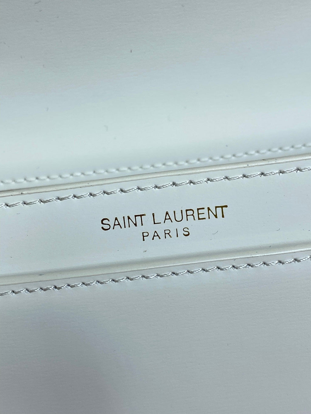 VOLTAIRE IN BOX SHOULDER BAG 21 IN WHITE CALFSKIN GOLD METALLIC