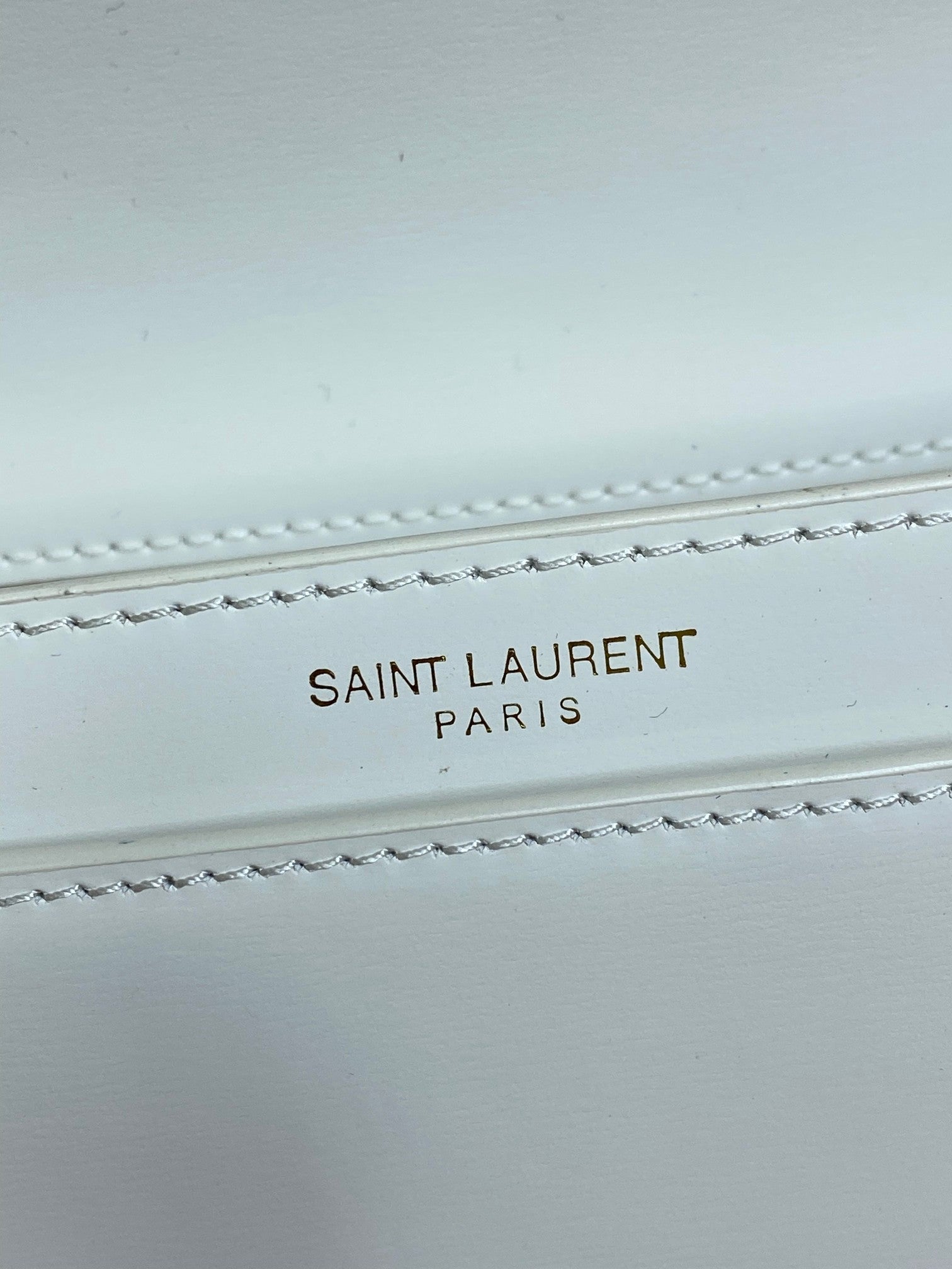 VOLTAIRE IN BOX SHOULDER BAG 21 IN WHITE CALFSKIN GOLD METALLIC