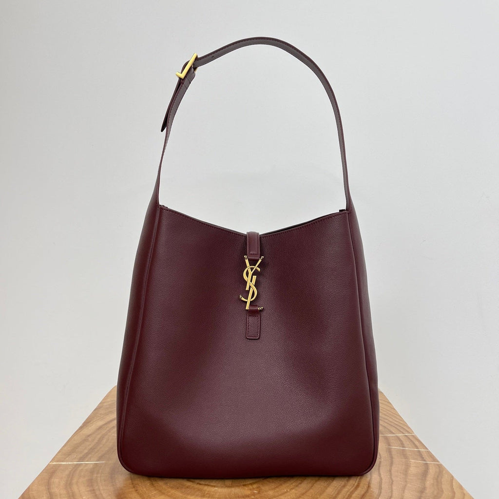 LE 5 À 7 ラージ サプル 31 ワインレッド グレインカーフスキン