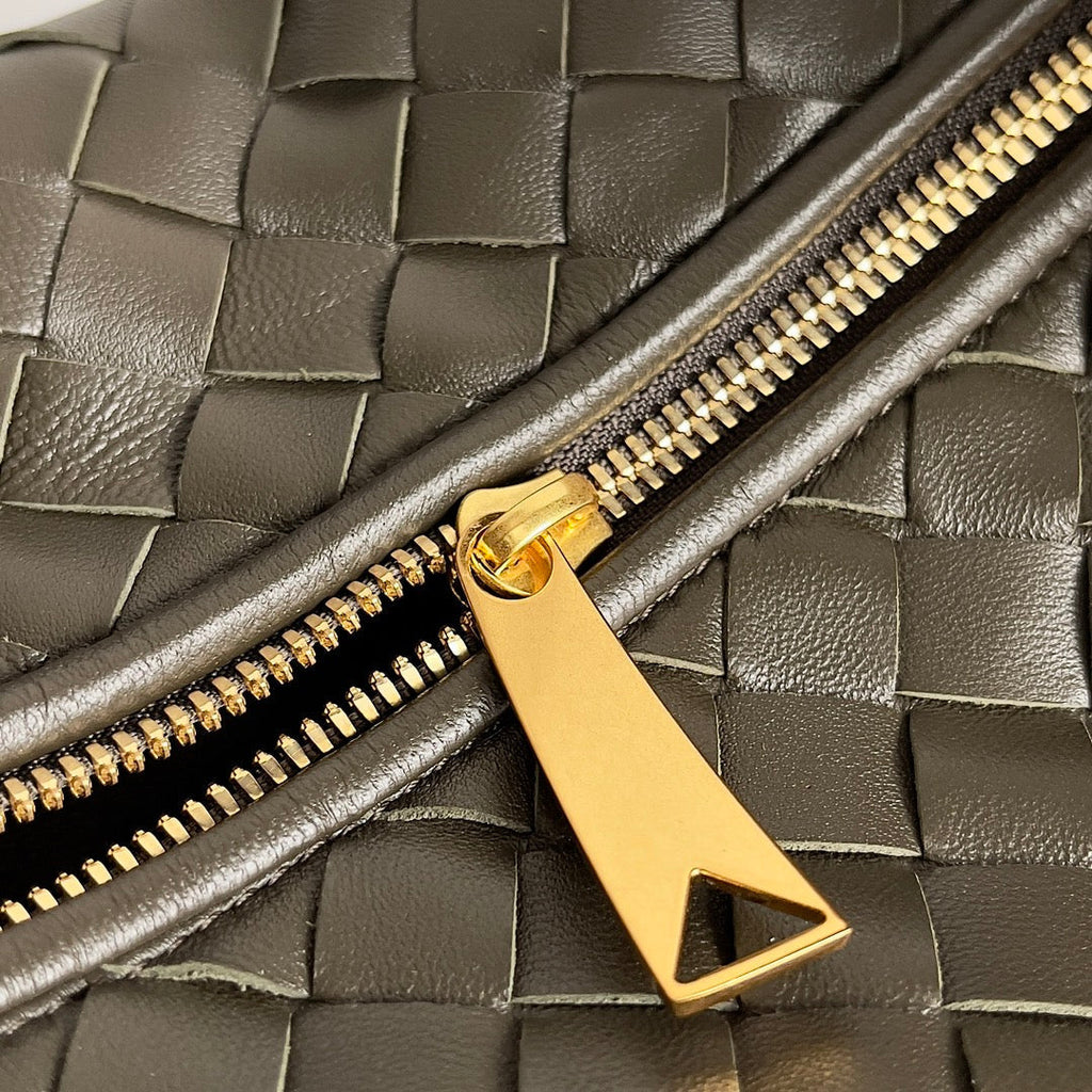 スモール ジョディ 36 カーキ ラムスキン