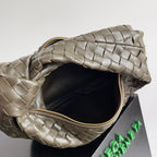 スモール ジョディ 36 カーキ ラムスキン