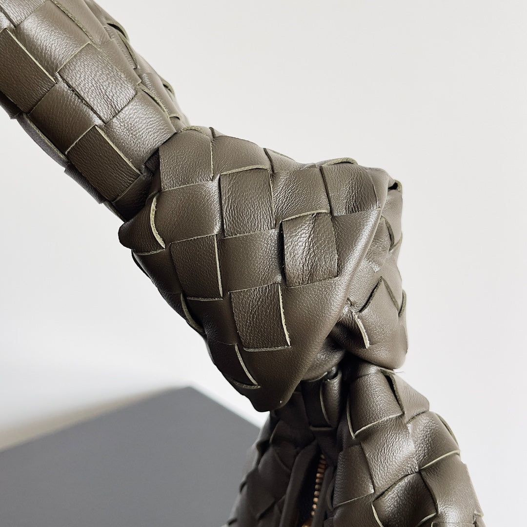 スモール ジョディ 36 カーキ ラムスキン