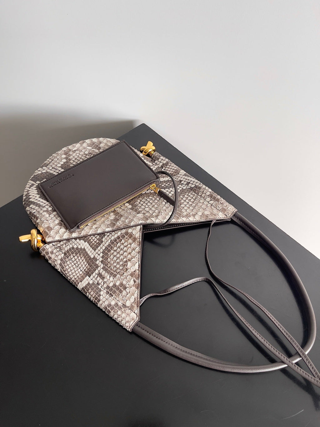 SMALL SOLSTICE 30 IN SNAKE PATTERN CALFSKIN