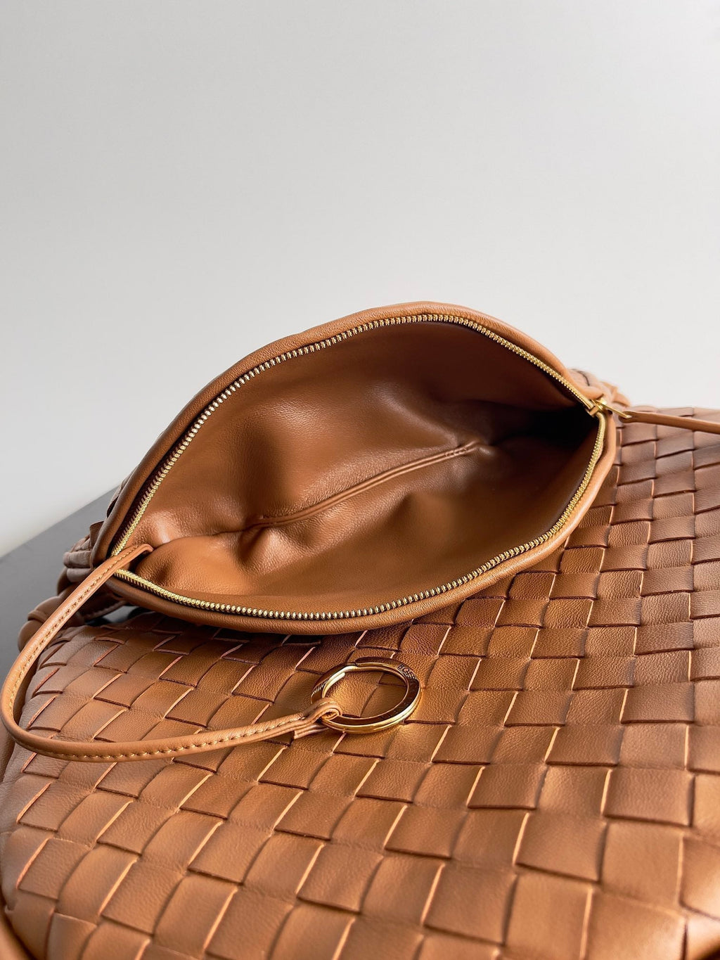 ミディアム ジェメリ ショルダーバッグ 36 ブラウン ラムスキン