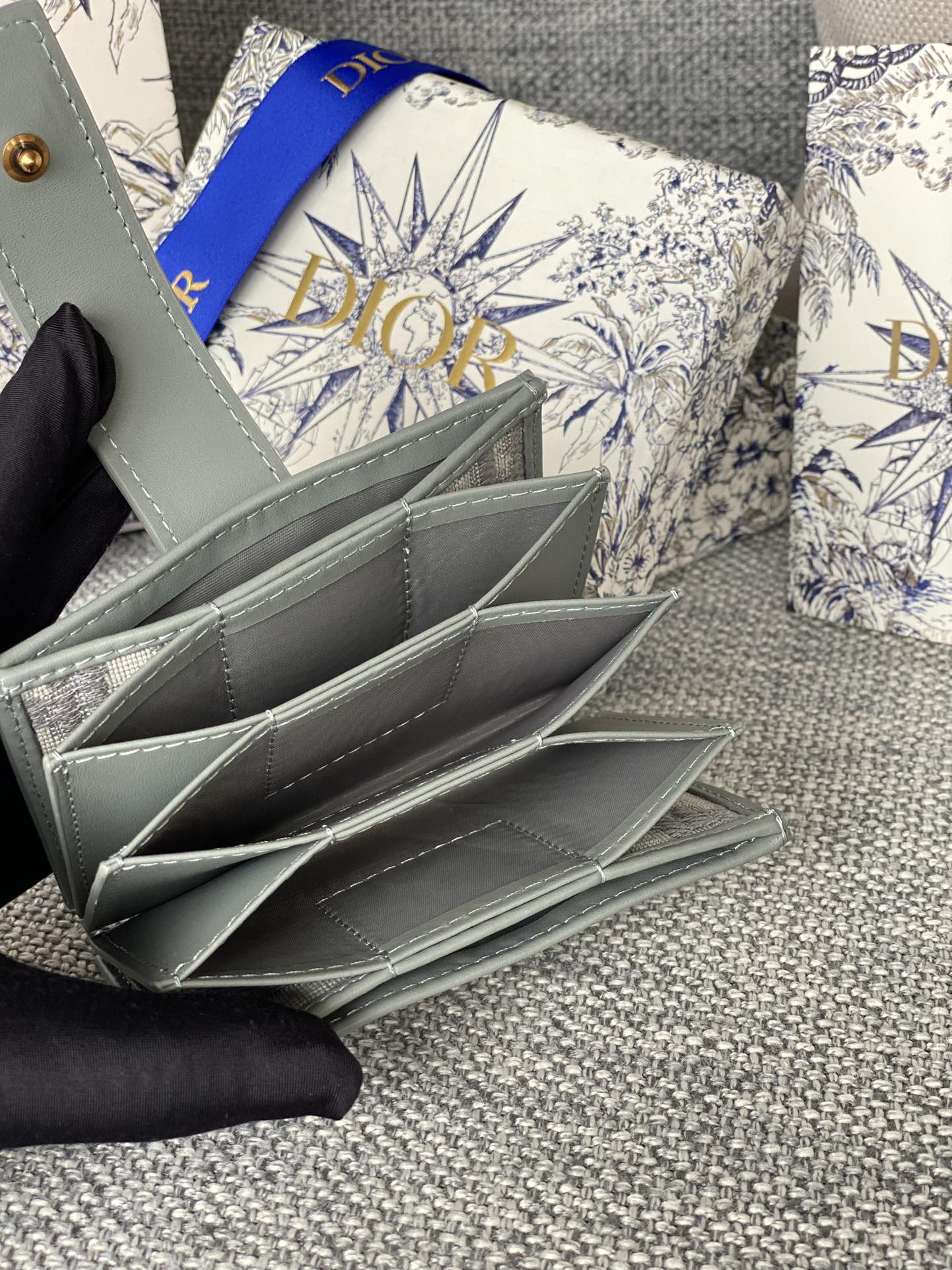 モンテーニュ ウォレット 11 オスログレー モノグラム オブリーク ジャカード